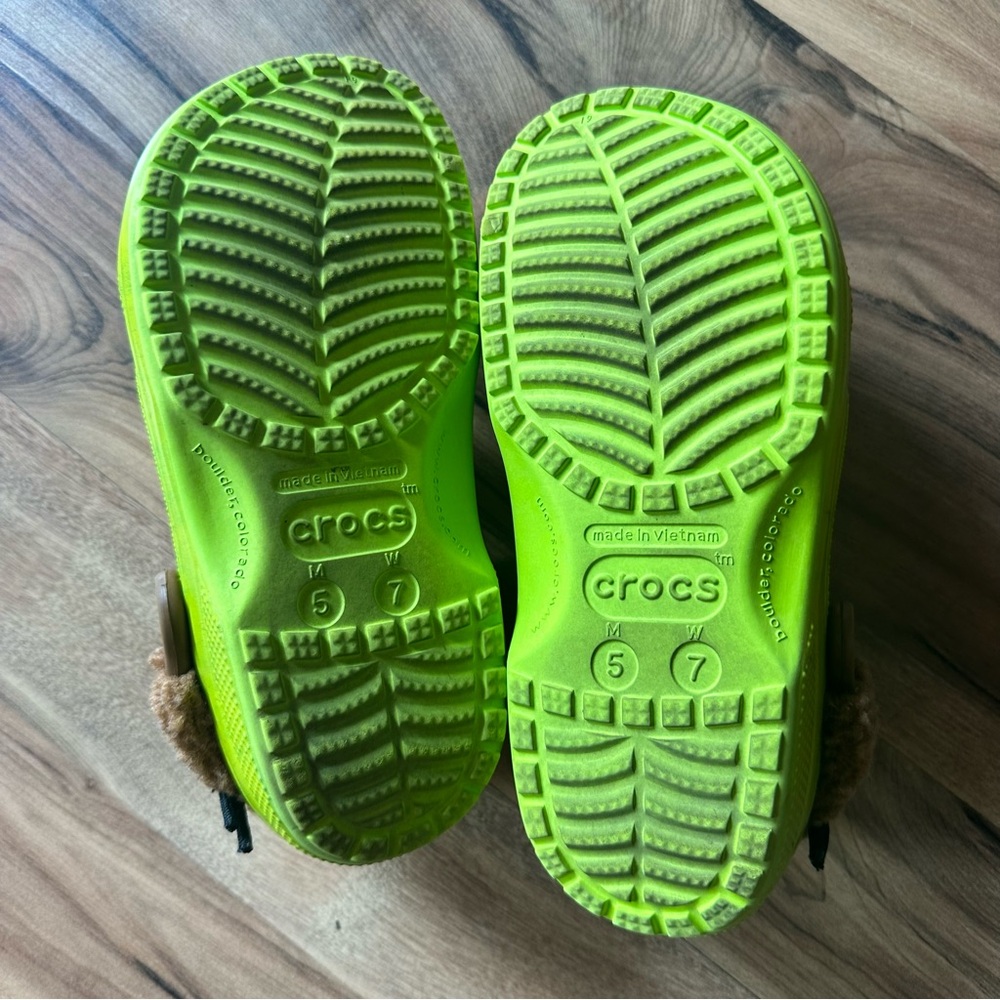 Shrek Crocs - Picture 5 of 5
